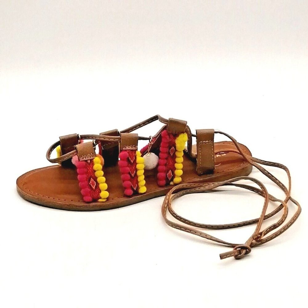 Express Womens Flat Heel Laced Front Pom Pom Straps Ankle Wrap/Tie Sandal‎ Sz 6